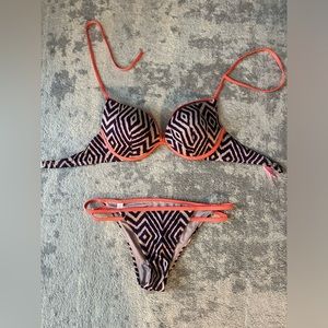 VS Bikini